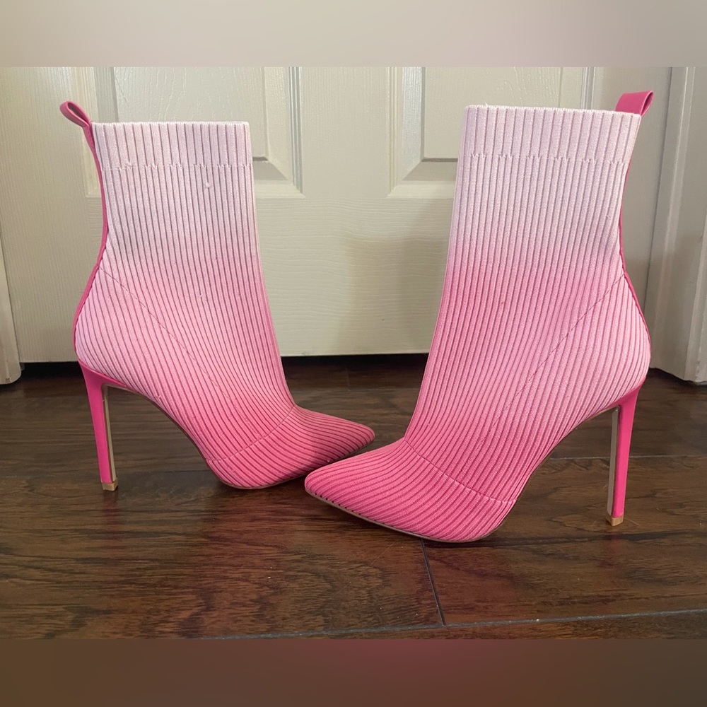 Steve Madden Ombré pink heels